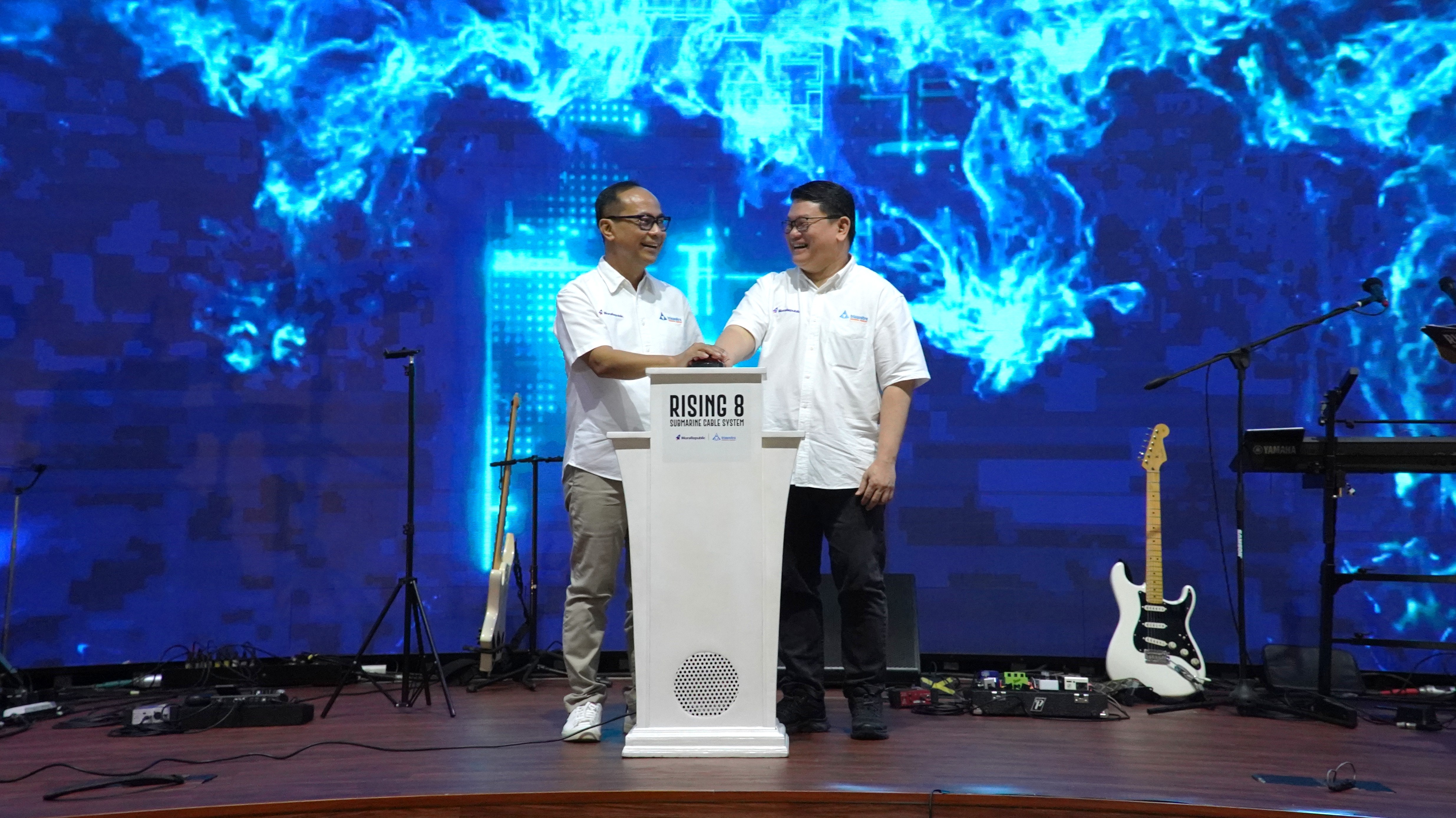 Rising 8 Completion Ceremony & Loyalty Appreciation Award - Joint Button Activation
